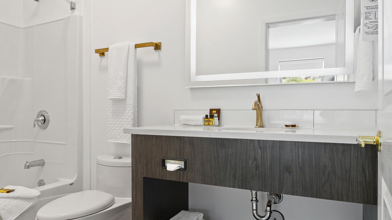 Photo of Bathroom in Trail
