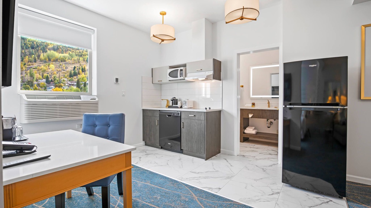 Photo of Kitchen in Trail