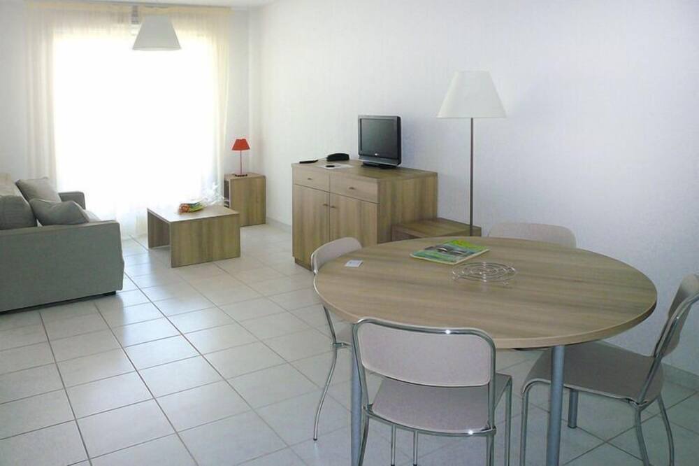 Photo of Livingroom in Le Grau-Du-Roi