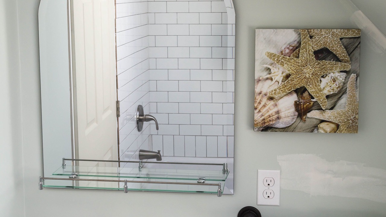 Photo of Bathroom in Fox River