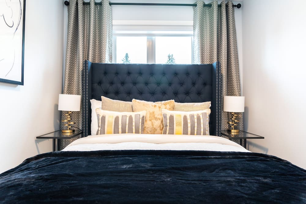 Photo of Bedroom in Highland Park