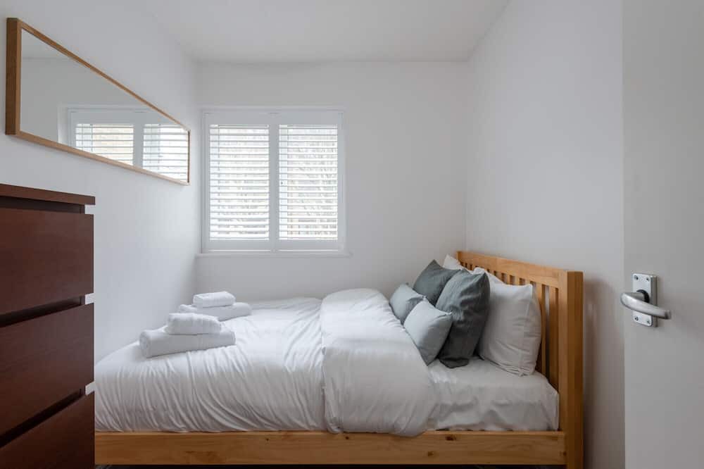 Photo of Bedroom in Wimbledon Park