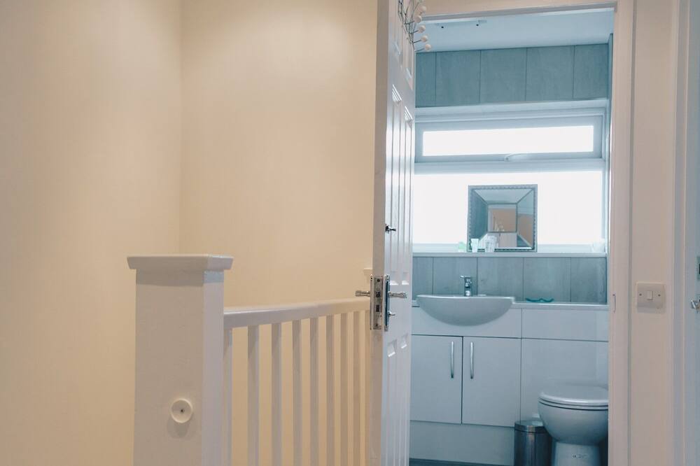 Photo of Bathroom in Fifield
