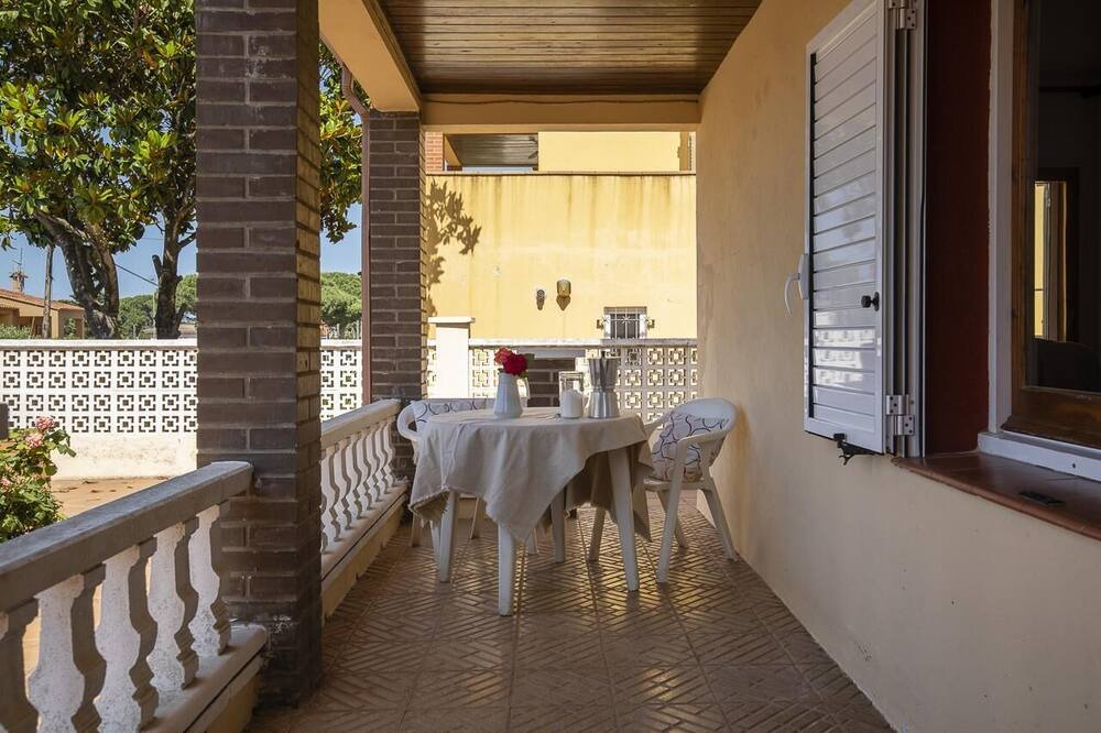 Photo of Patio Balcony in L'Escala