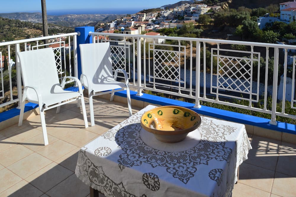 Photo of Patio Balcony in Voladha