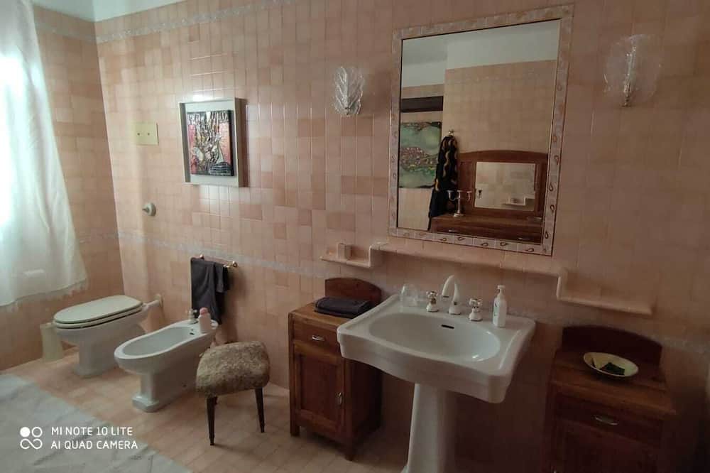 Photo of Bathroom in Cinto Caomaggiore
