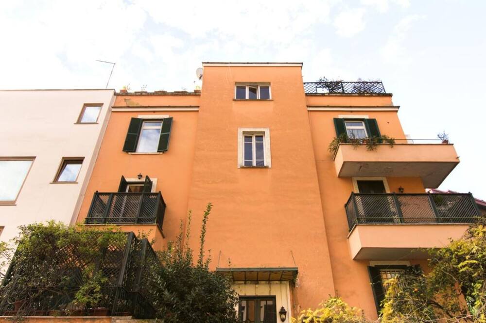 Photo of Outdoor in Gianicolense
