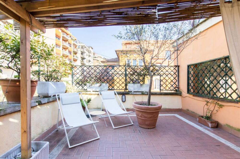 Photo of Patio Balcony in Gianicolense