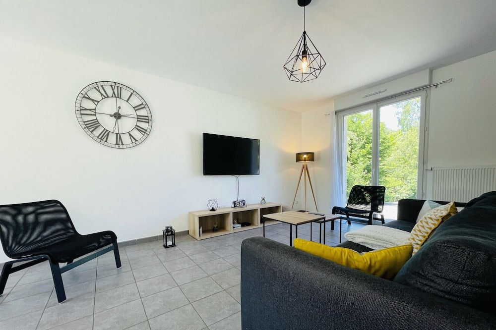 Photo of Livingroom in Azay-sur-Cher