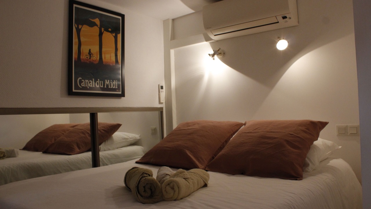 Photo of Bedroom in Villepinte