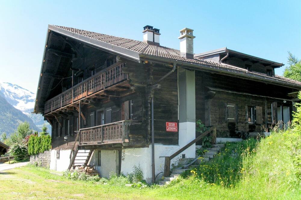 Photo of Others in Champery