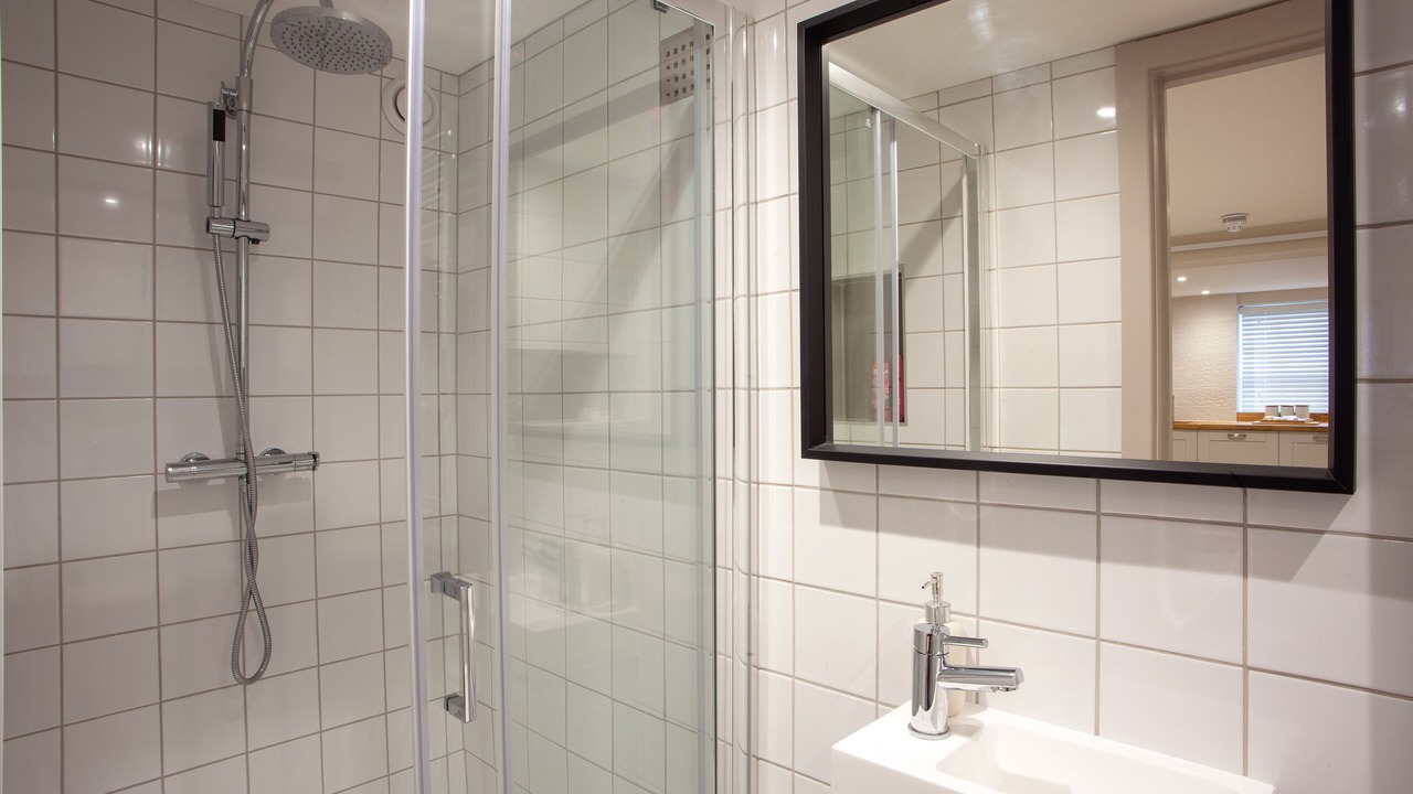 Photo of Bathroom in Southampton City Centre