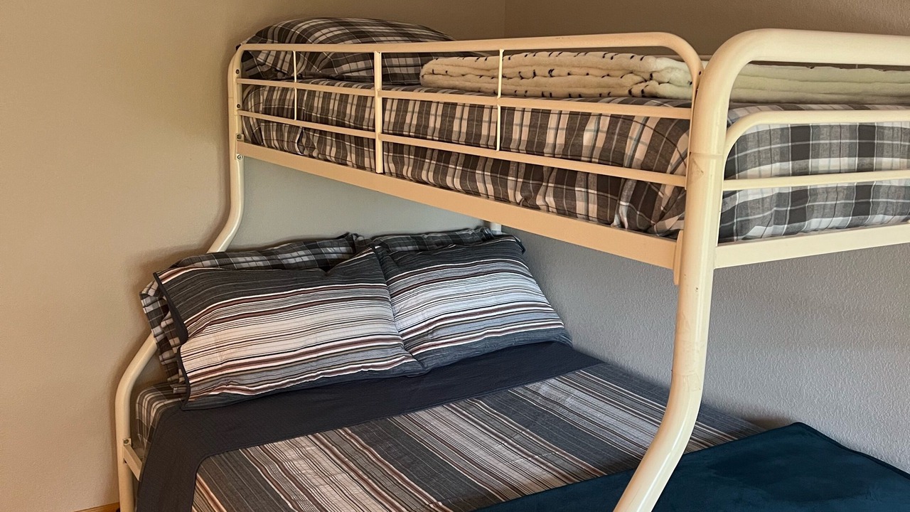 Photo of Bedroom in Cleveland