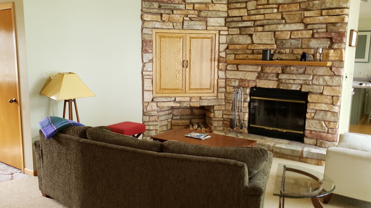 Photo of Livingroom in Cleveland