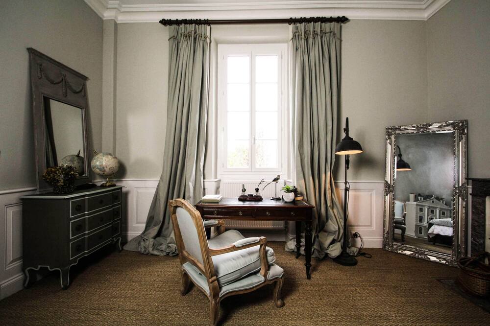 Photo of Bedroom in Coulonges