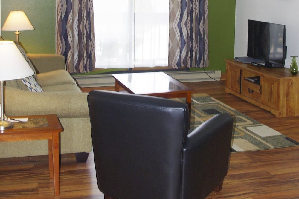 Photo of Bedroom in Oconomowoc