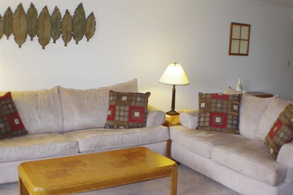 Photo of Bedroom in Oconomowoc