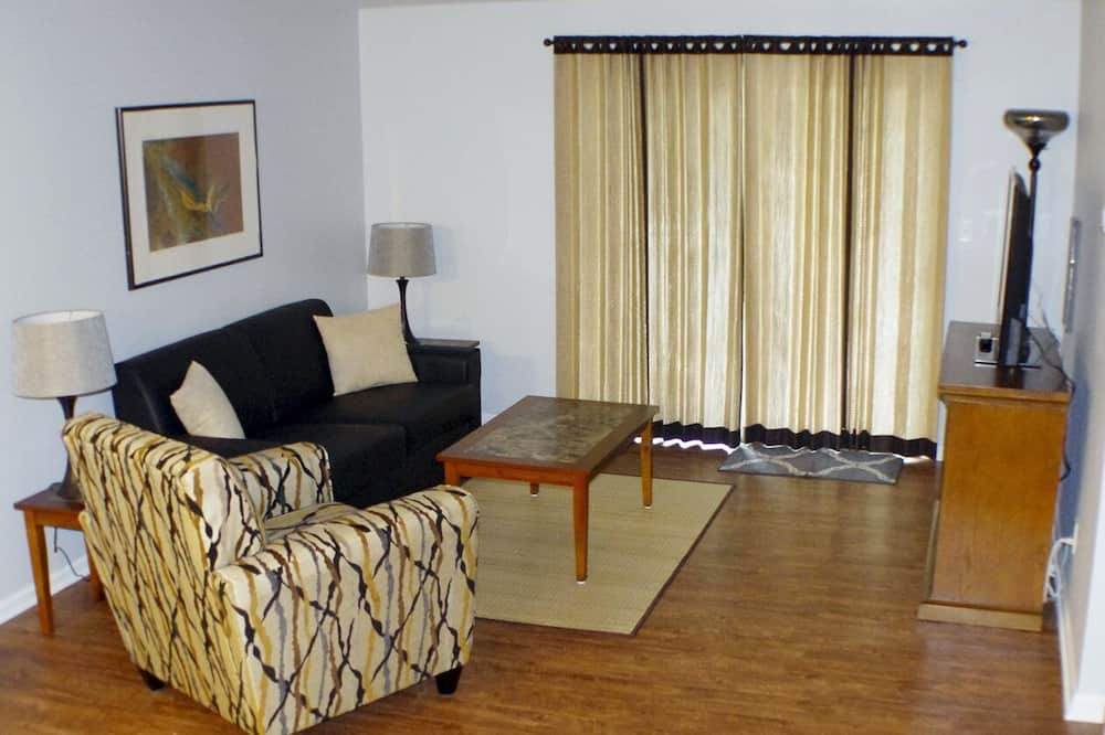 Photo of Bedroom in Oconomowoc