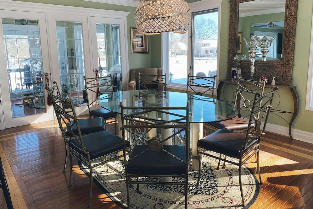 Photo of Kitchen in Lagoon City