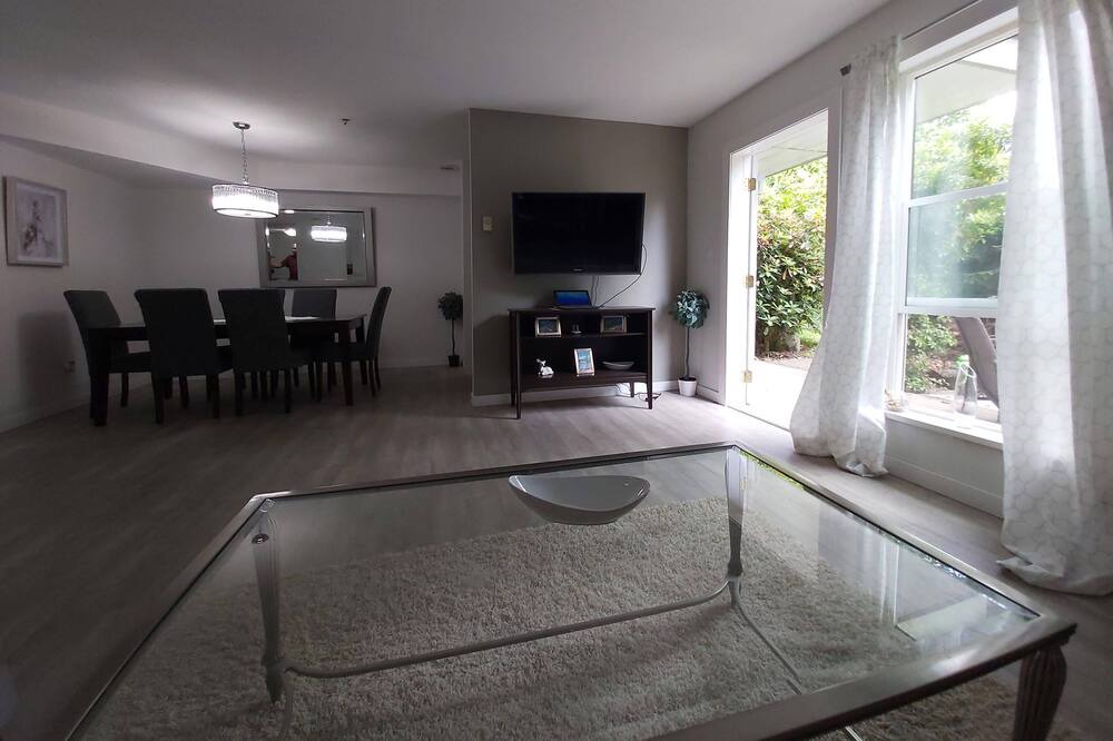 Photo of Livingroom in Hope