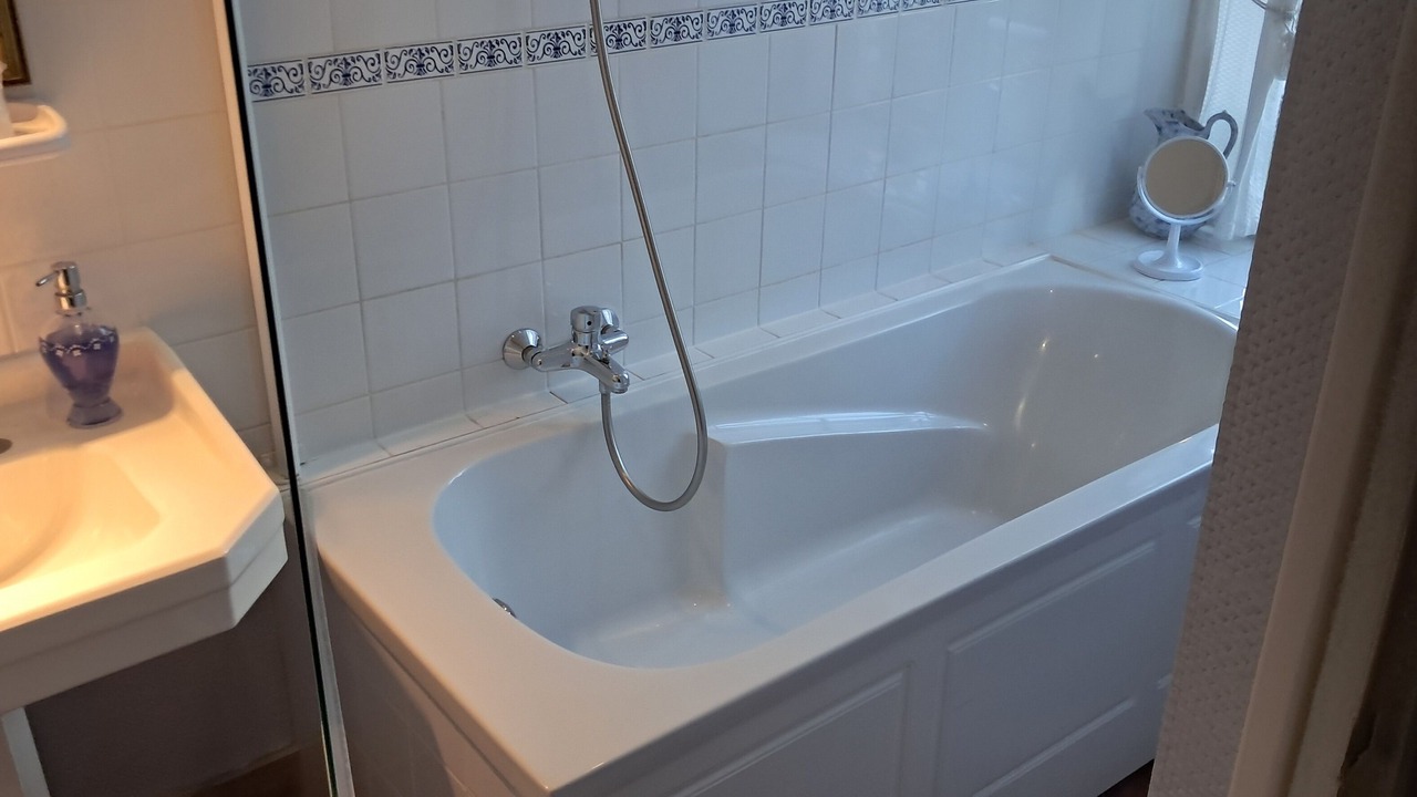 Photo of Bathroom in Saint-Martin-des-Entrees