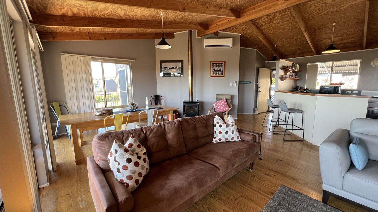 Photo of Livingroom in Preston Beach