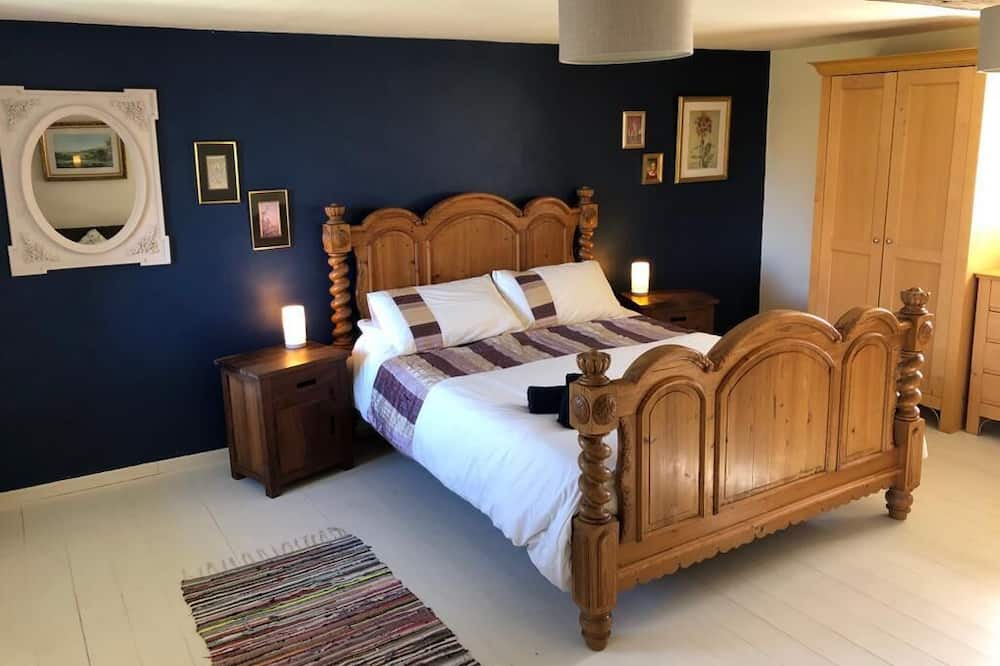 Photo of Bedroom in Saint-Igeaux