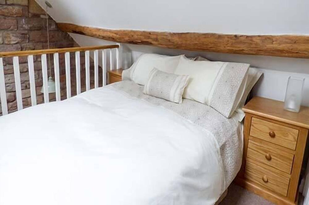 Photo of Bedroom in Cauldon Low
