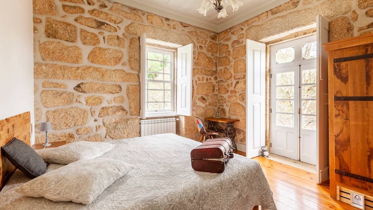 Photo of Bedroom in Tondela
