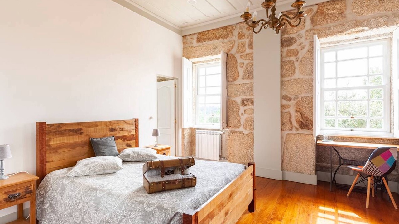 Photo of Bedroom in Tondela
