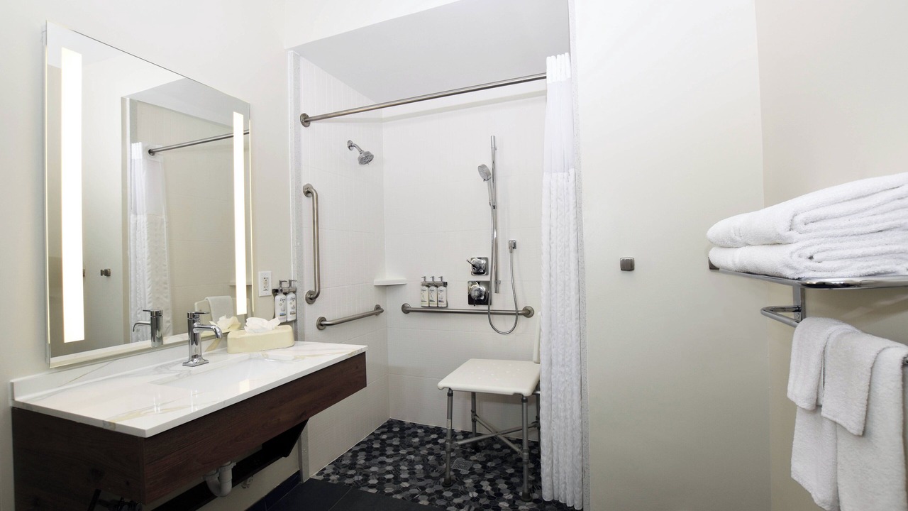 Photo of Bedroom in Novi