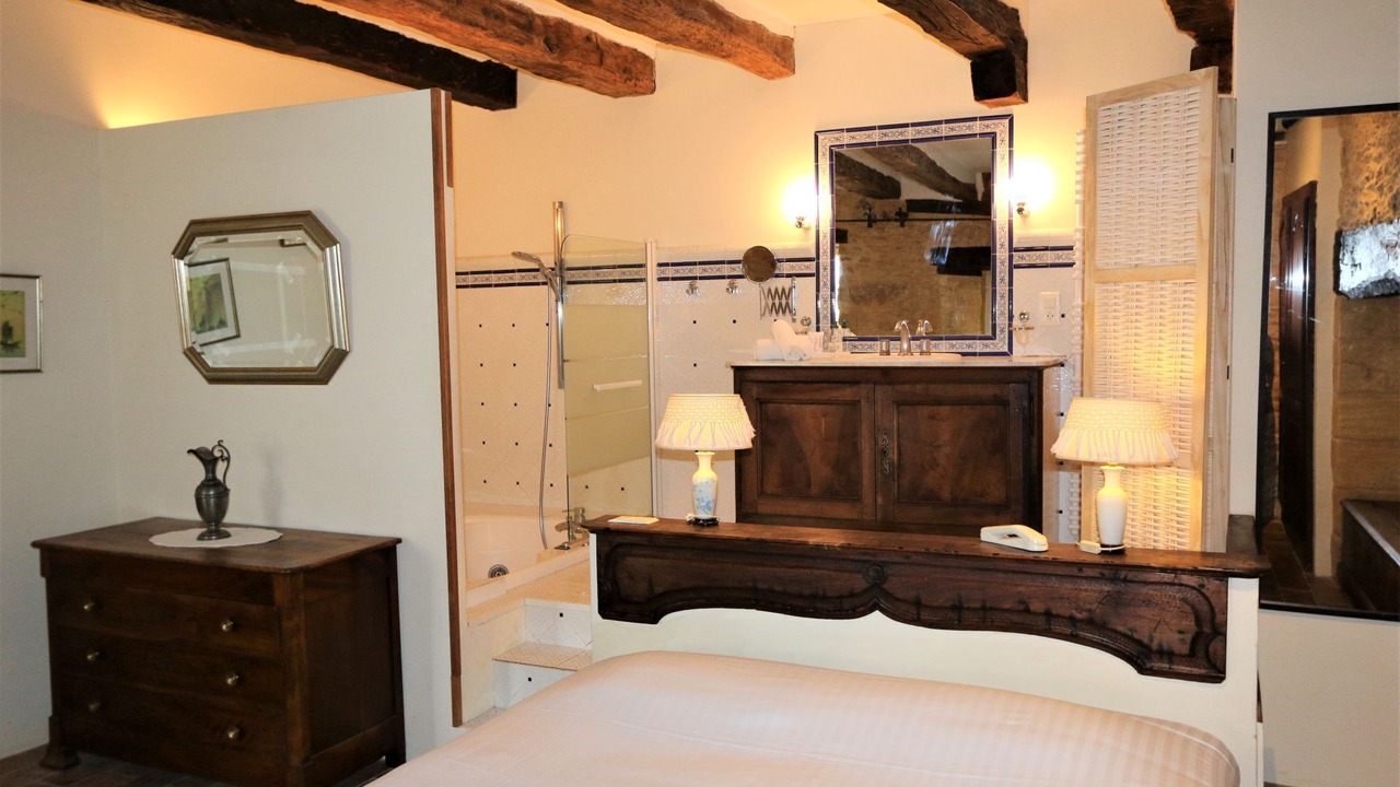 Photo of Bedroom in Meyrals