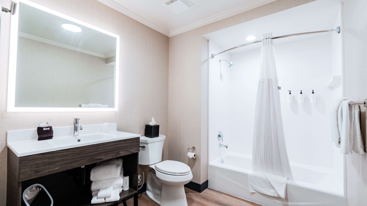 Photo of Bathroom in Cascade