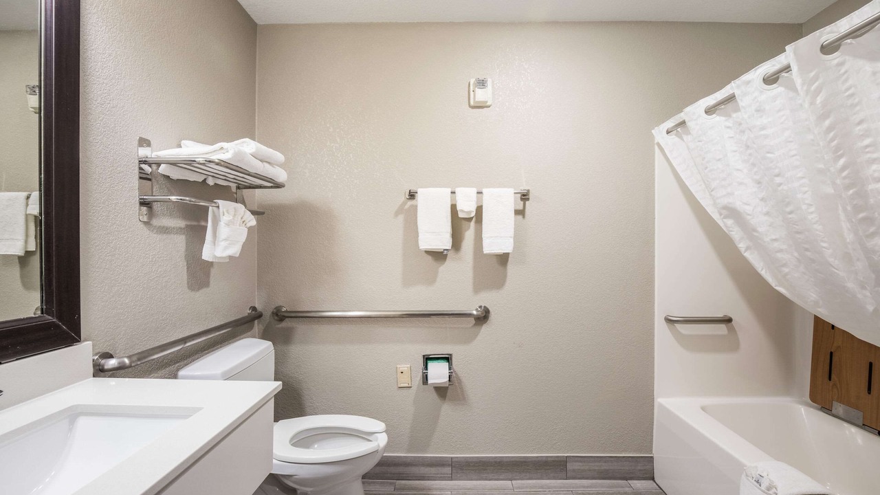 Photo of Bathroom in Lodi