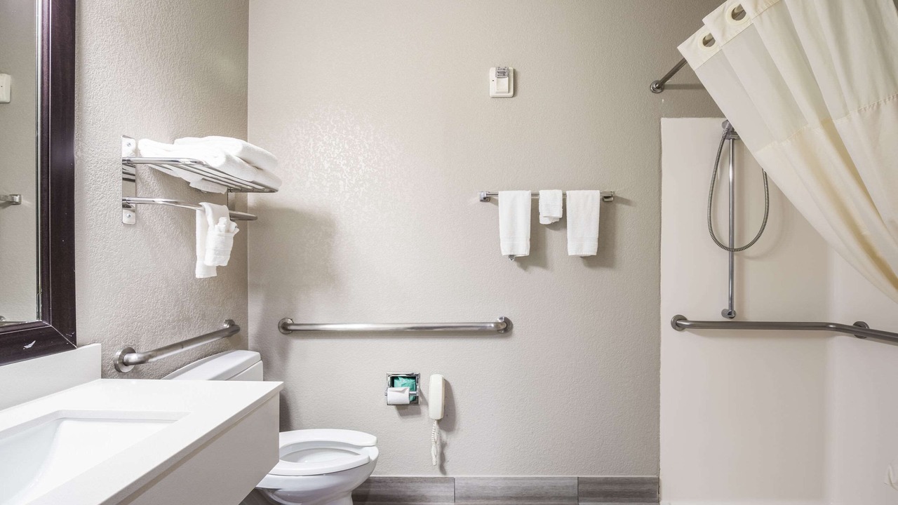 Photo of Bathroom in Lodi