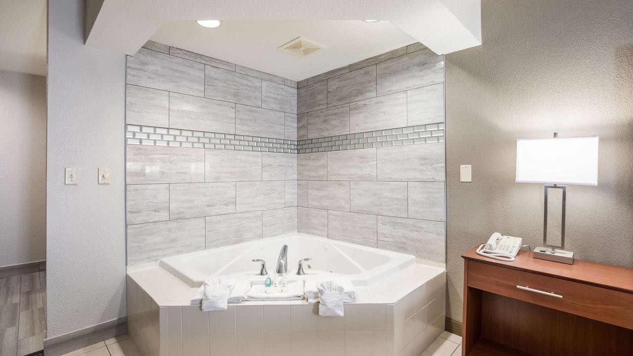 Photo of Bedroom in Lodi