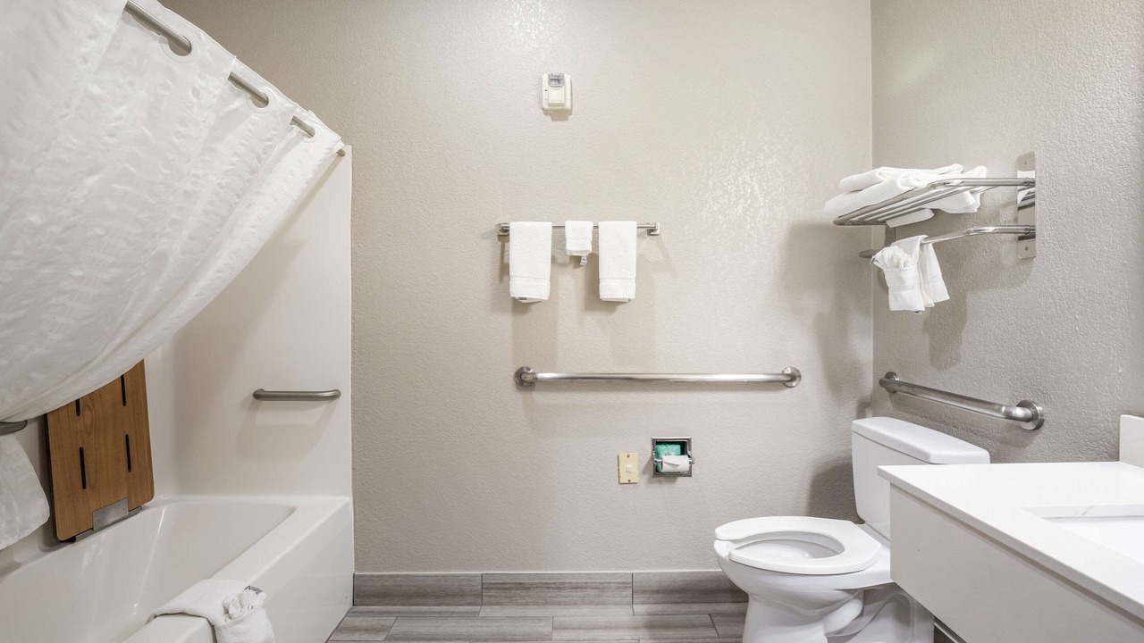 Photo of Bathroom in Lodi