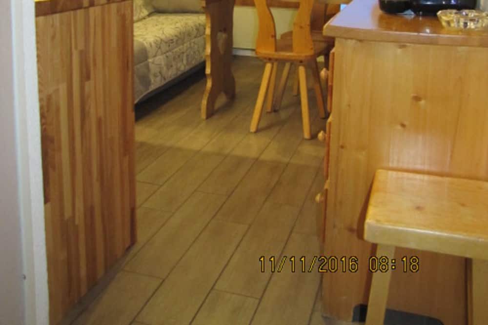 Photo of Kitchen in Eclose-Est