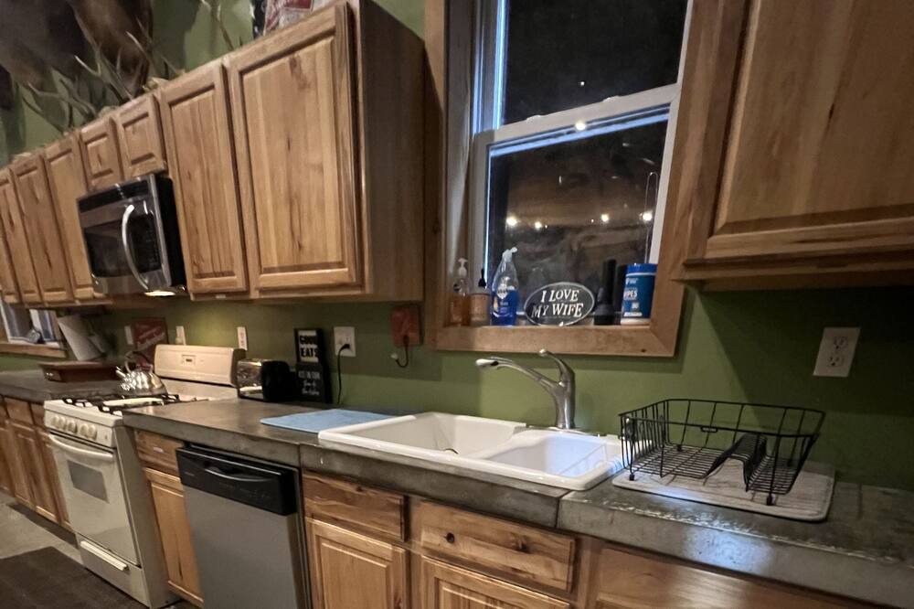 Photo of Kitchen in Cobden