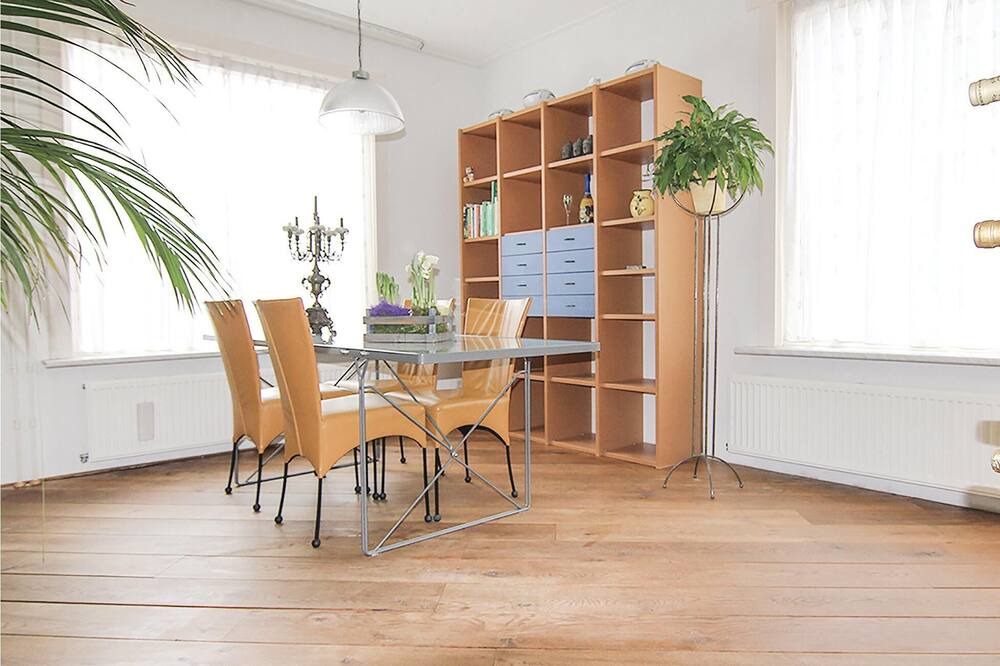 Photo of Bedroom in Elim