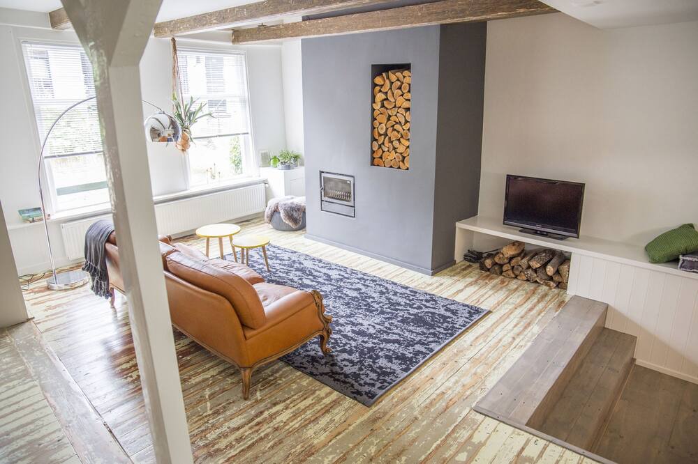 Photo of Livingroom in Holwerd