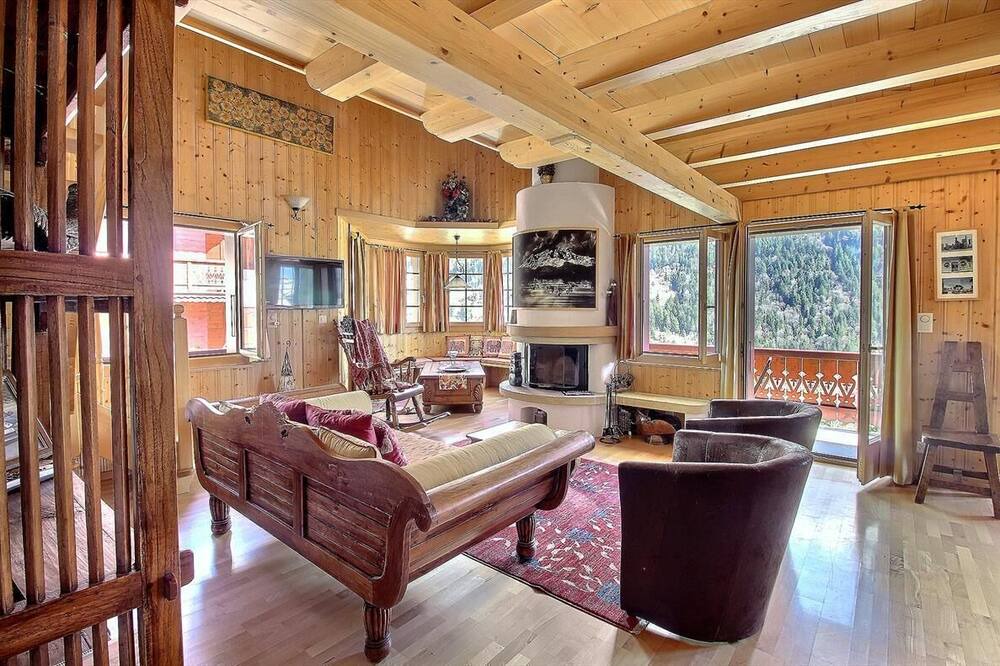 Photo of Livingroom in Champery