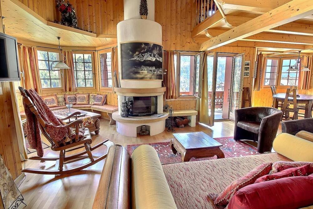 Photo of Livingroom in Champery