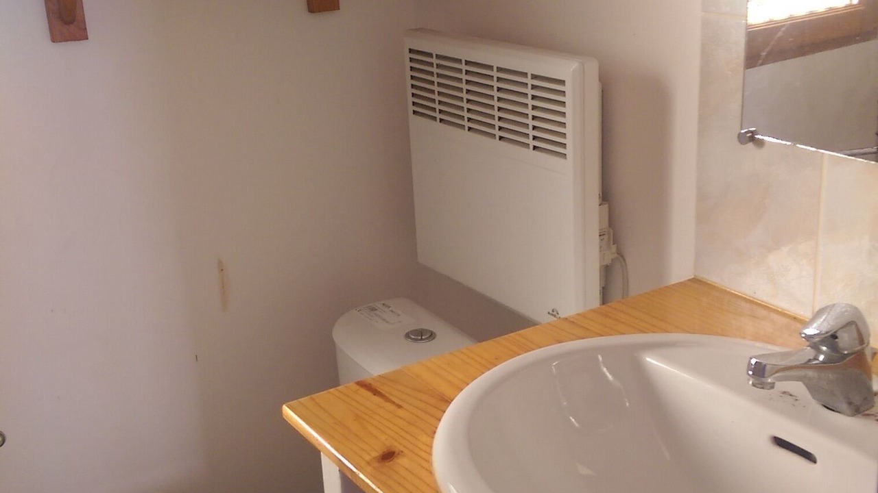 Photo of Bathroom in Quillan