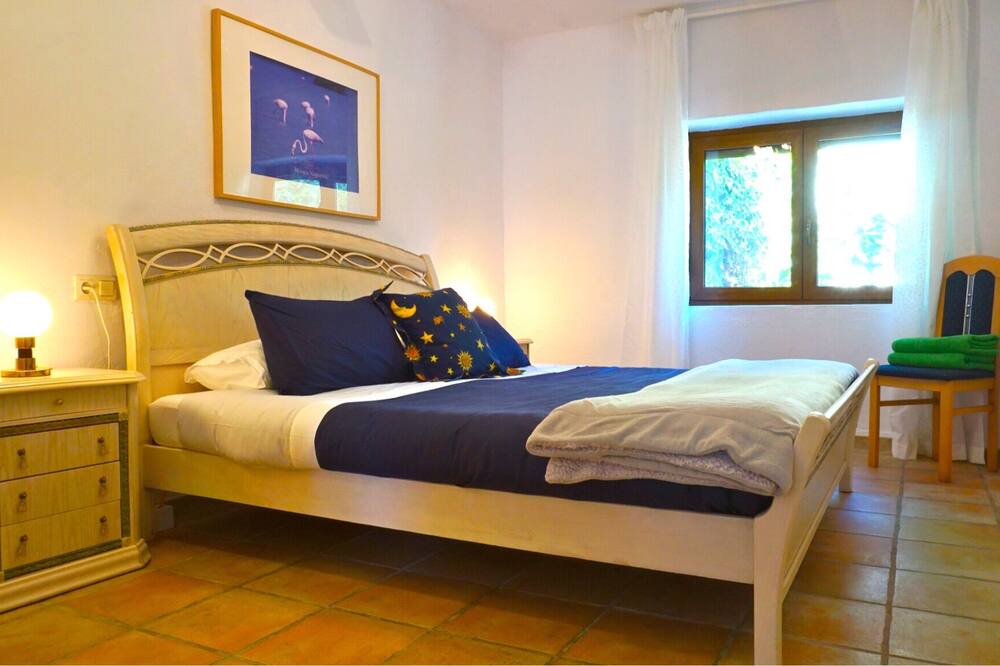 Photo of Bedroom in Paratella