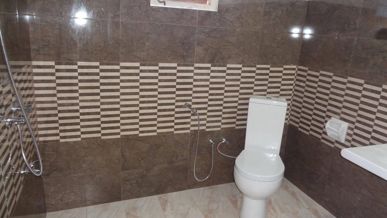 Photo of Bathroom in Kirinda