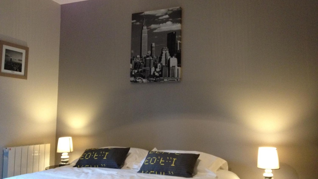 Photo of Bedroom in La Demi - Lune