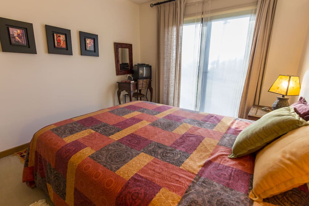 Photo of Bedroom in Lanhelas