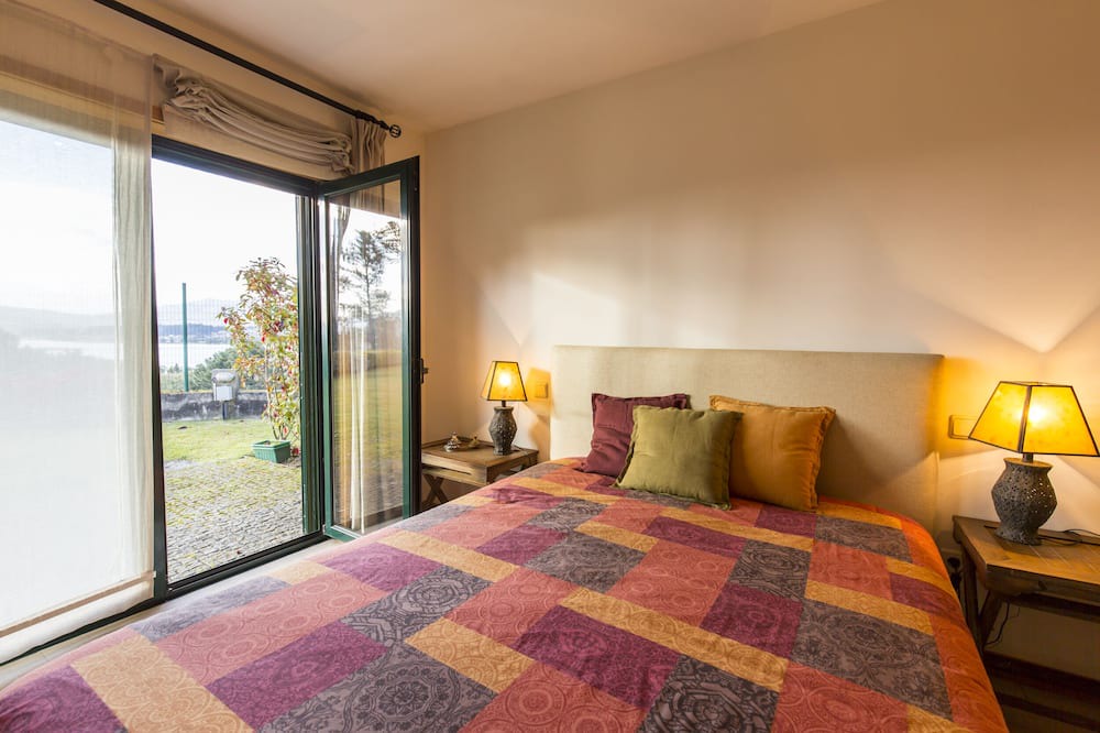 Photo of Bedroom in Lanhelas