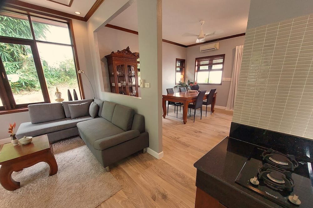 Photo of Livingroom in Thai Mueang